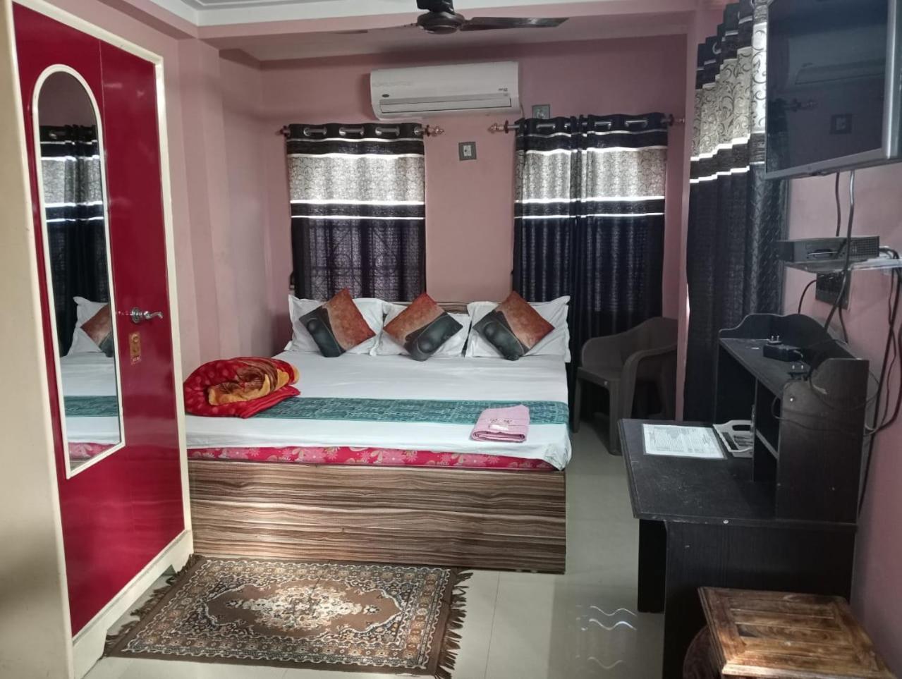 Hotel Royale Kalküta Dış mekan fotoğraf
